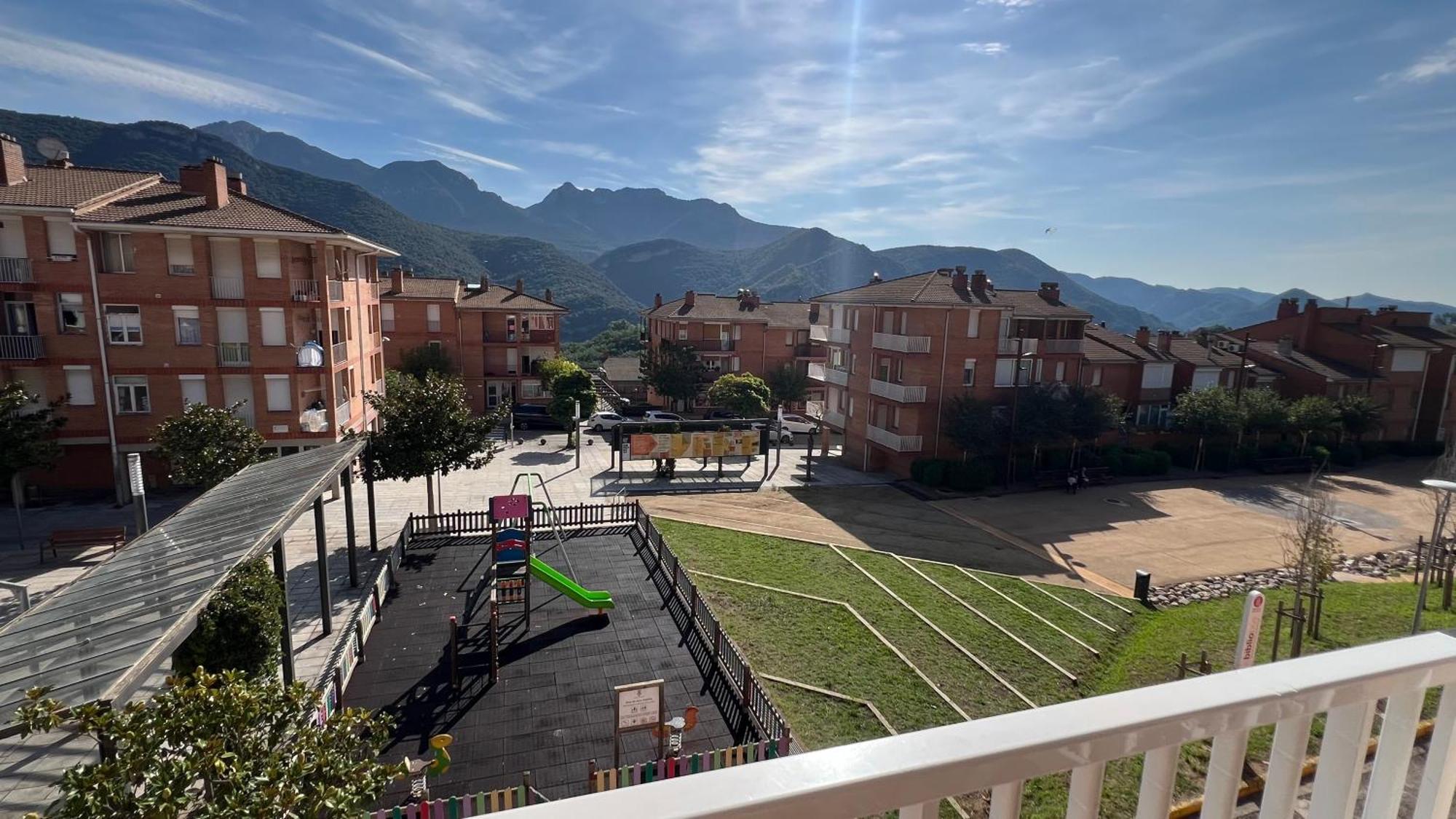 Apartament Reformat Al Bergueda 6P Sant Jordi de Cercs Dış mekan fotoğraf